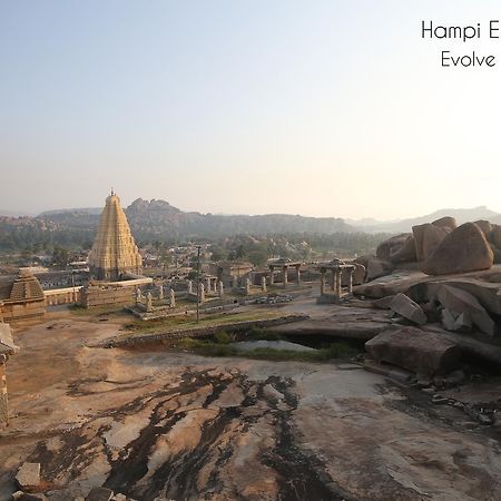 Evolve Back Hampi Hotel Exterior photo