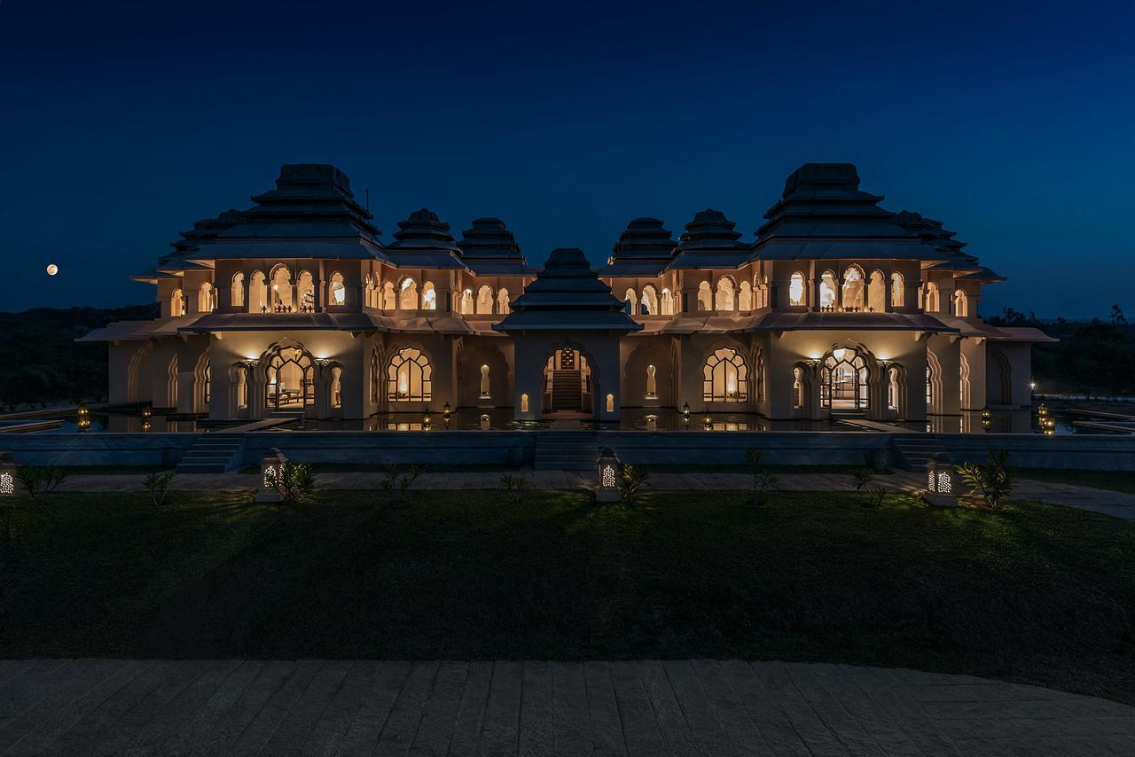 Evolve Back Hampi Hotel Exterior photo